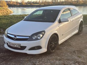 OPEL ASTRA GTC opel-astra-gtc-opc-line-samo-130tkm