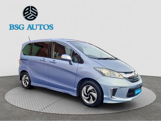 2014 1.5 hybrid *7 seater* automatic