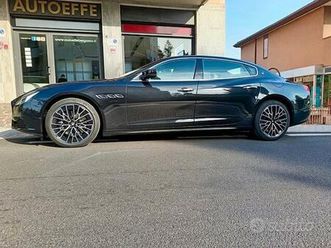 maserati quattroporte 3.0d v6 275cv, tagliandata