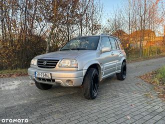 suzuki grand vitara 2.0