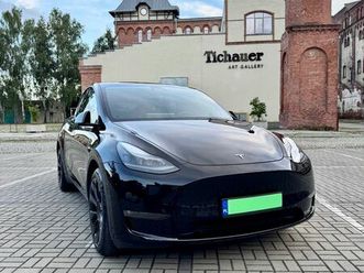 tesla y long range awd