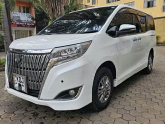 toyota esquire - 2015