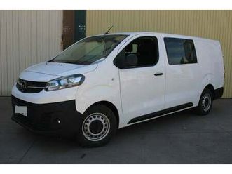vivaro combi 2.0d m carga standard 145