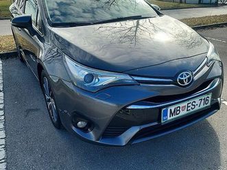 toyota avensis 1.6 d-4d style