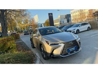 lexus nx nx450h+ najvyššia výbava luxury