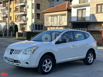 nissan rogue 2.5 automatik
