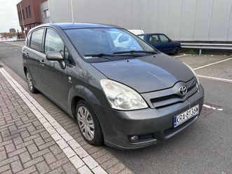 toyota corolla verso - 2.0 d-4d executive 7p. bj 2004 +31641468730