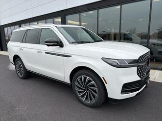 new 2025 lincoln navigator black label