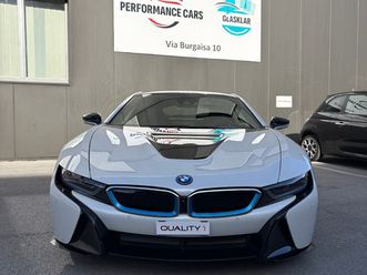 i8 coupé