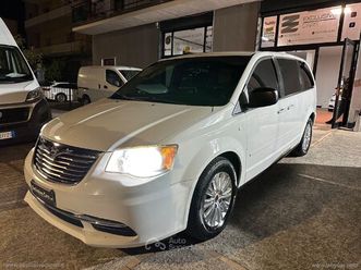 voyager 2.8 turbodiesel s 177 cv