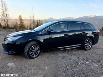 toyota avensis 1.8 premium