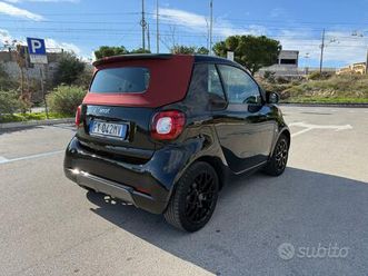 smart fortwo 90cv cabrio superpassion navi led