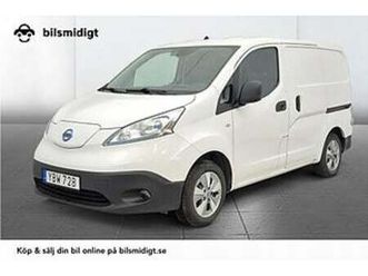 nissan e-nv200 40 kwh drag inredd kamera navi rattvärme moms