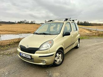 toyota yaris verso 1.5 bensin 106 hk – rustfri – ac