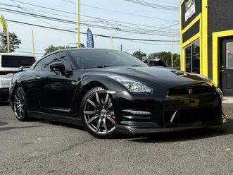 used 2014 nissan gt-r premium