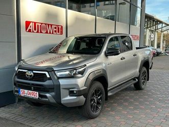 toyota hilux doublecab 2.8 invincible