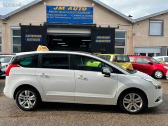 5008 1.6 e-hdi 112cv clim toit pano garantie 3 mois avec possibilite jusqu'a 1 an