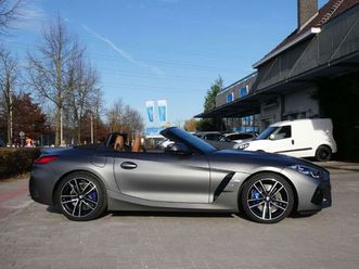 BMW Z4 SDRIVE 30I bmw-z4-z4-sdrive30i-aut-m-sport