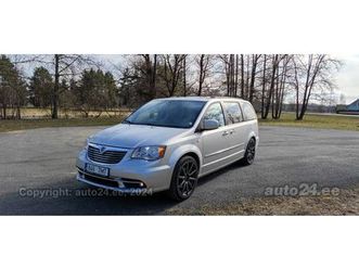 lancia voyager stow n go 2.8 120кв
