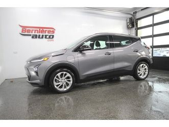 2023 chevrolet bolt euv lt