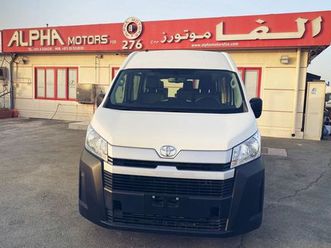 toyota hiace commuter 2.8l