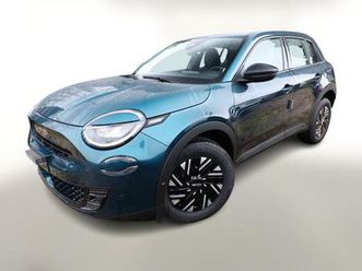 fiat 600 mhev at led nav acc kam keyl klimaaut 107...