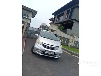 2014 honda freed 1.5 e mpv psd