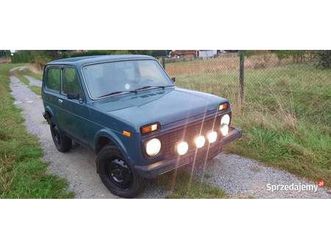 polecam lada niva 07r zielona 1.7ben hak 4x4 świdnica - sprzedajemy.pl