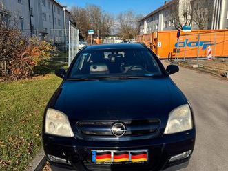 auto opel signum 2004