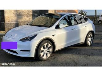 tesla model y awd