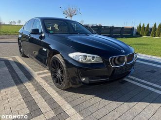 bmw seria 5 520d luxury line