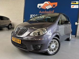 lancia musa - 1.4-16v gold dfn s&s automaat / bj.2011/ climate/cruise/sportvelgen/ apk 07/2026 en nap me