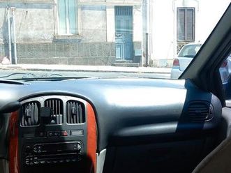 chrysler 7 posti diesel