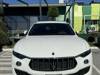 maserati levante granlusso