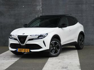 ibrida speciale 1.2 hybrid 145pk automaat pano-dak