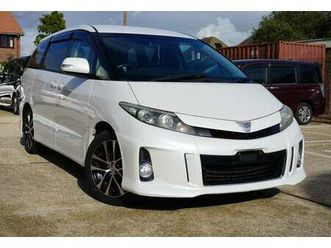 2013/63 white toyota estima 2.4 aeras 7 seat both power sliding door ulez