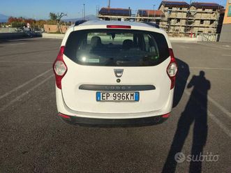 disponibili 2 cuccioli di bulldog inglese