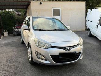 hyundai i20 1.1 crdi 75 chevaux