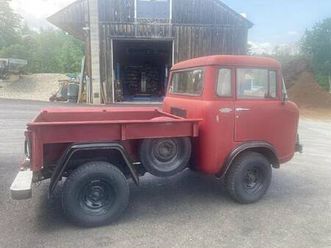 jeep fc-150 pickup ..