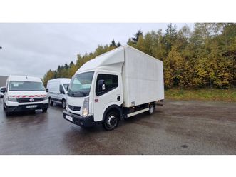 rj dci 130 3t5 caisse 20 m3 + hayon