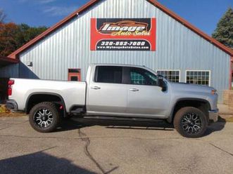 2022 *chevrolet* *silverado* *3500hd* *lt*