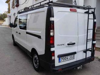 RENAULT TRAFIC PASSENGER renault-trafic-2015-passenger-combi