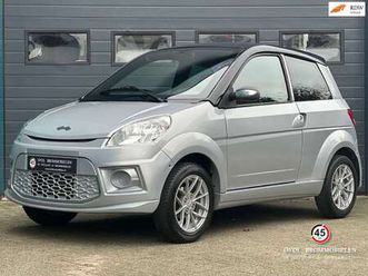 club dci brommobiel 45km 2013 31dkm nieuwstaat!