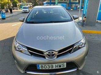 toyota auris 130 live