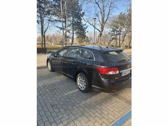 toyota avensis wagon 2.0 d-4d limited