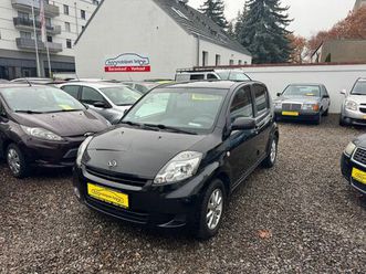 daihatsu sirion 1.3 automatik!