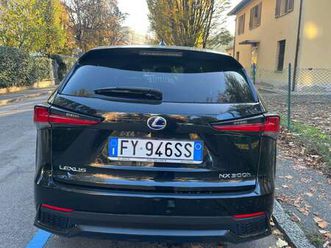 nx i 2018 300h 2.5 f sport 4wd cvt