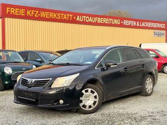 toyota avensis combi 1.8 navi,kamera,1-hand,serviceheft