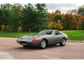 1972 ferrari 365 - daytona