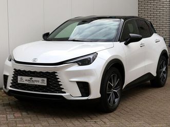 lexus lbx - emotion 2wd | tech pack| leder | el achterklep |